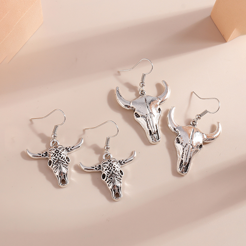 아이화(Aihua) 여성용 은색 에스닉 보헤미안 스타일 - Al Ain Jewelry & Watches Exhibition 2025 리뷰 및 가격